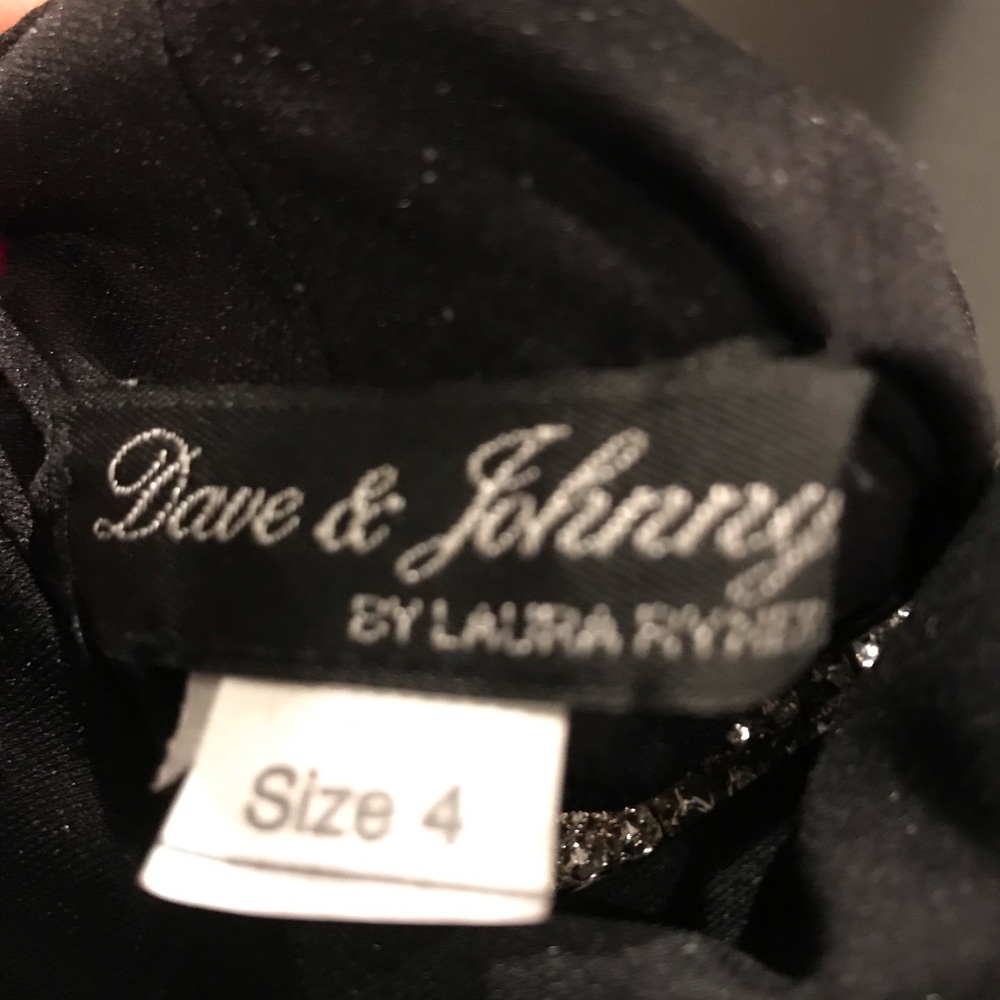 Black evening gown- worn once, perfect condition. - Picture 4 of 6